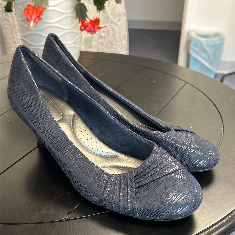 Abella Navy Textured Low-Heel Pumps